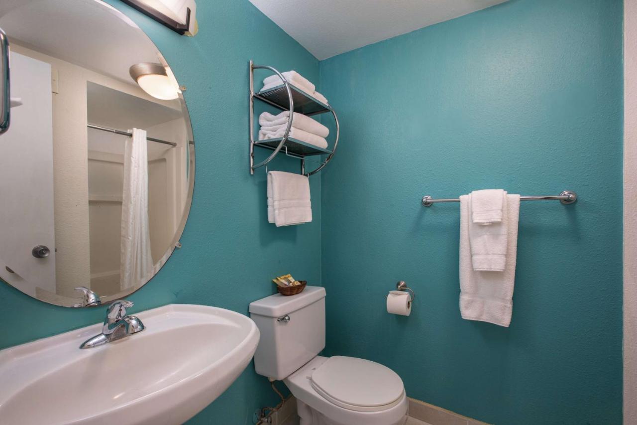 Room Selected at Check-In at Aqua Aloha Surf Waikiki