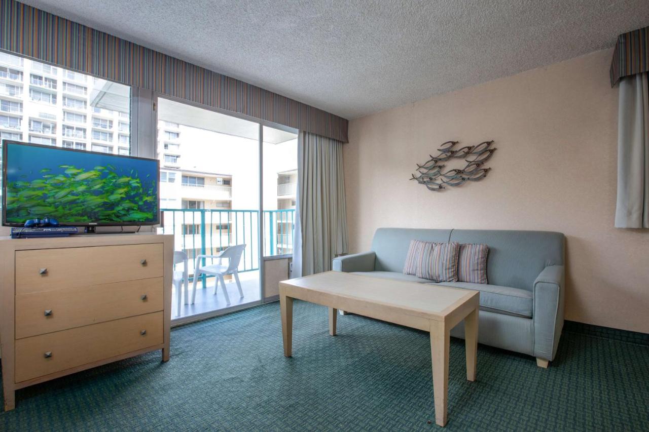 Deluxe Room at Aqua Aloha Surf Waikiki