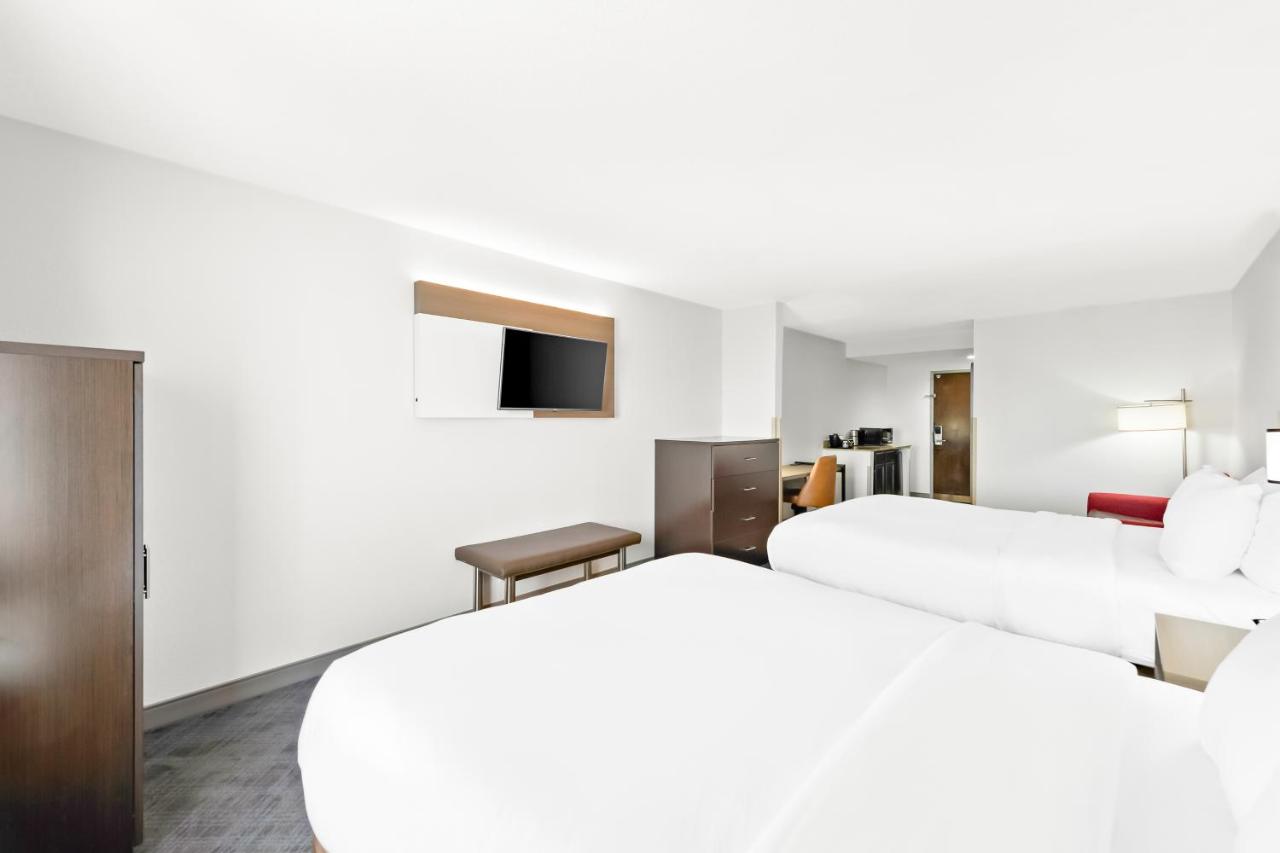 Queen Room with Two Queen Beds and Sofa Bed at Comfort Suites Columbus