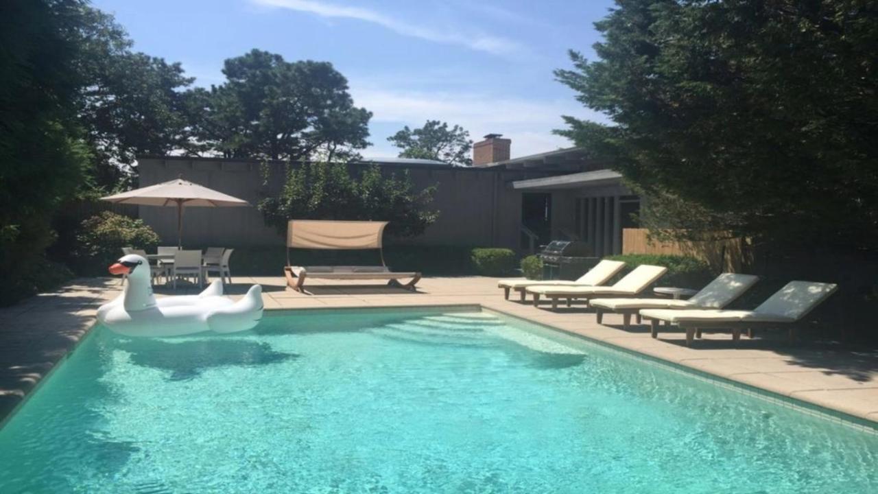| Villa Perlman