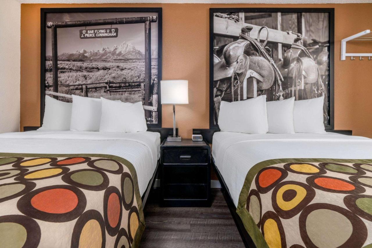 | Super 8 by Wyndham Cheyenne WY