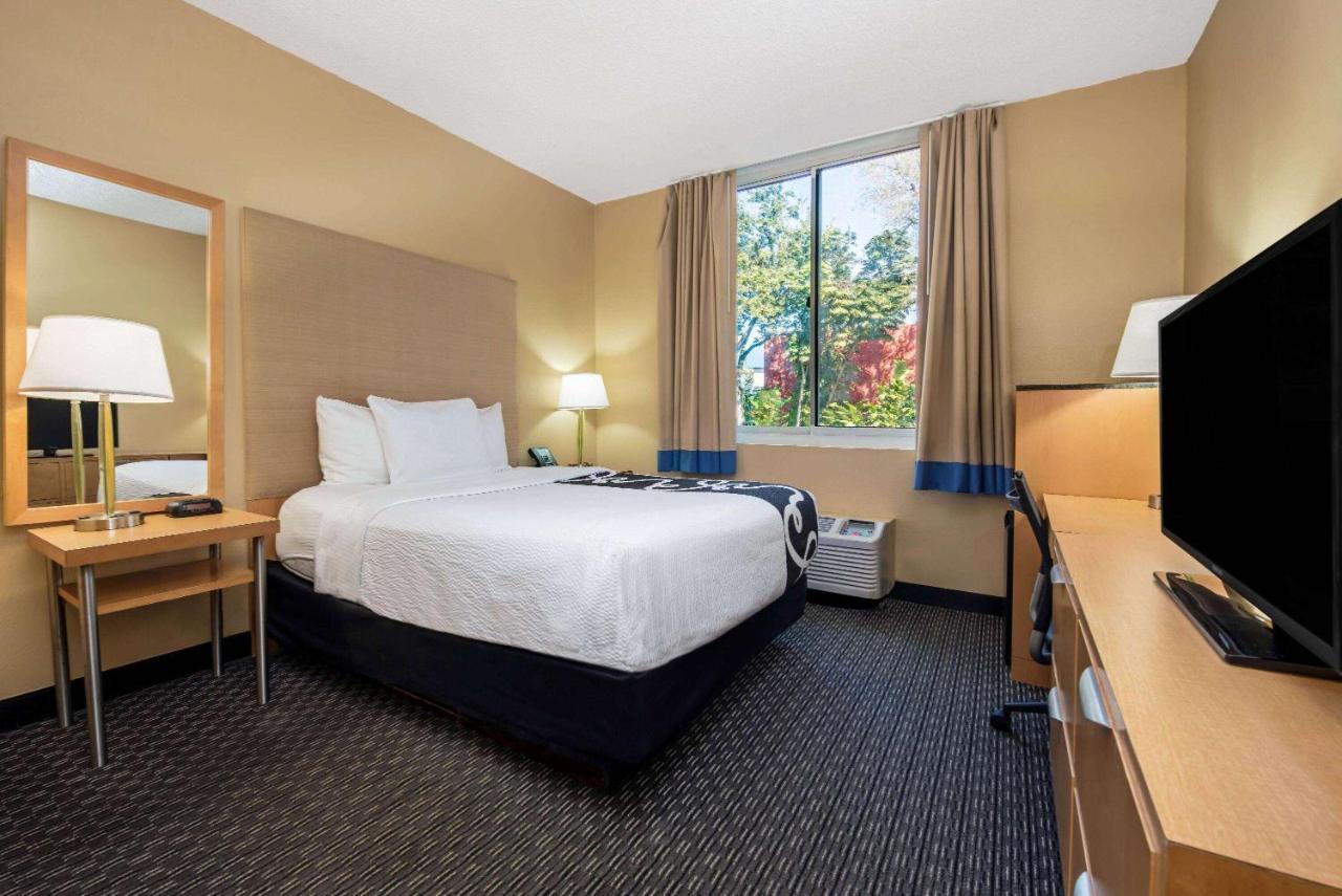 Double Room with View - Non-Smoking at La Quinta Inn & Suites by Wyndham West Palm Beach Airport