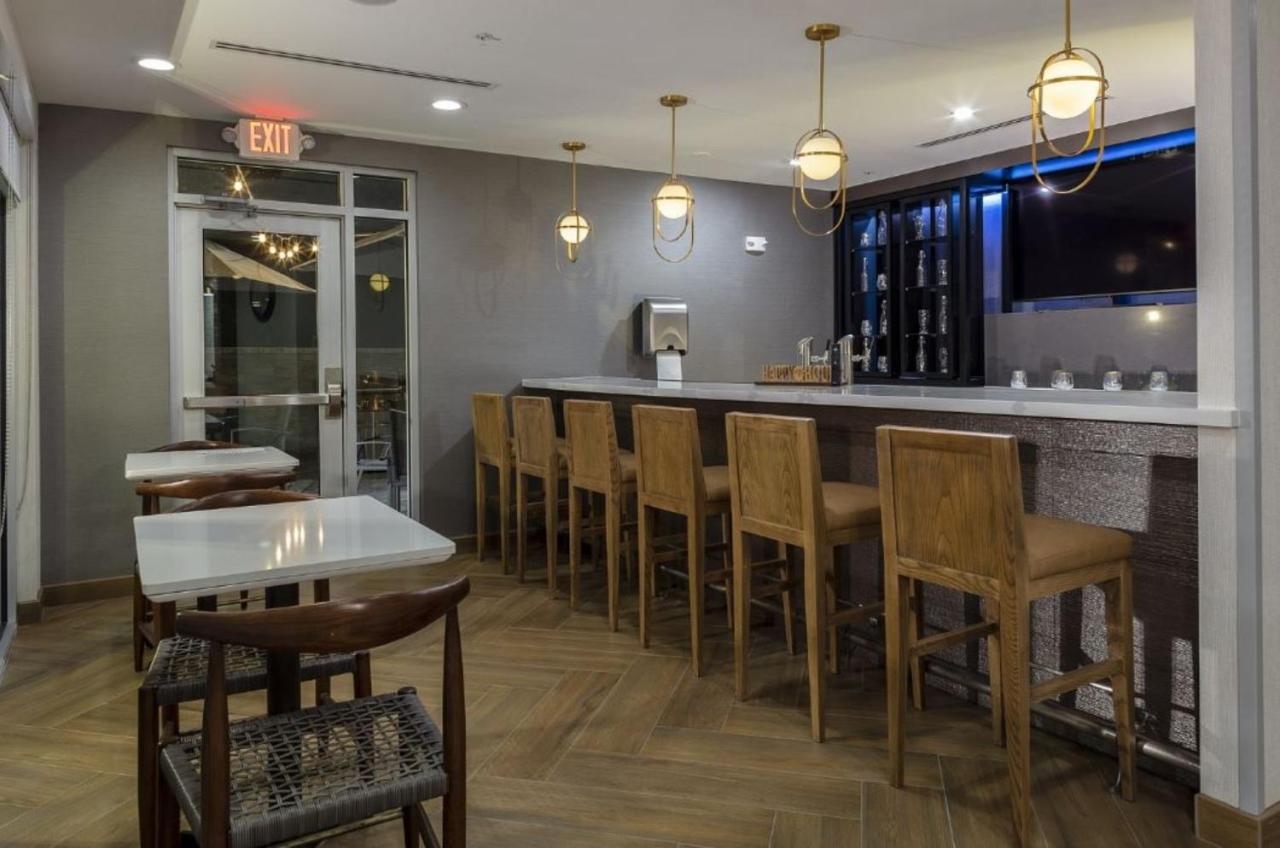 | Fairfield Inn & Suites Monahans