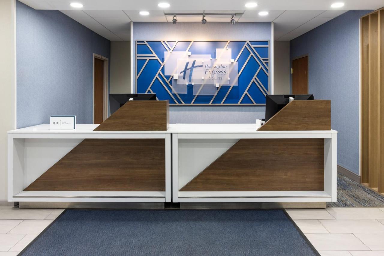 | Holiday Inn Express Hotel & Suites Freeport, an IHG Hotel