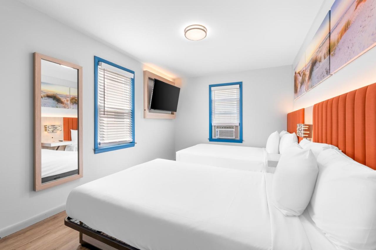  | Buttercup Suites