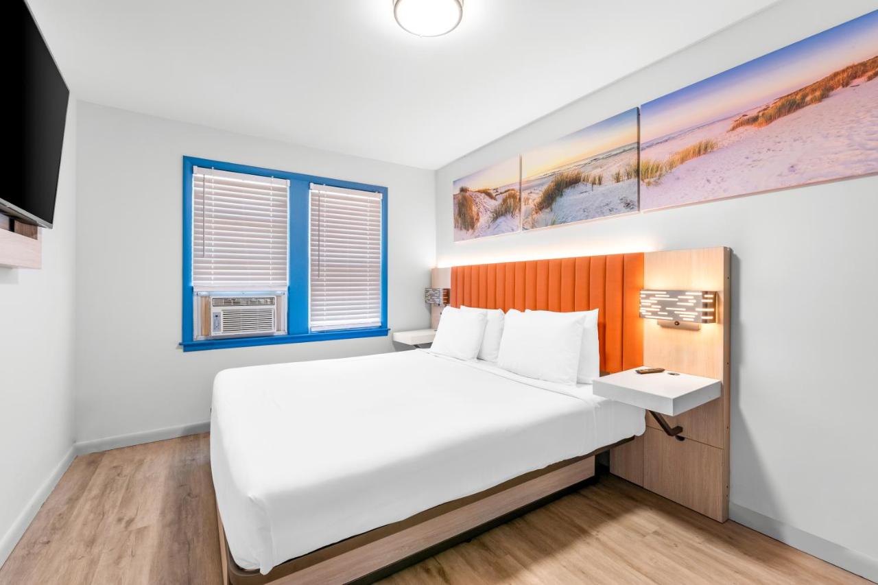  | Buttercup Suites