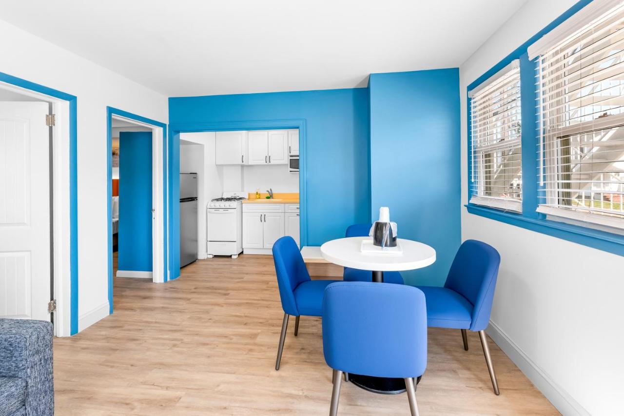  | Buttercup Suites