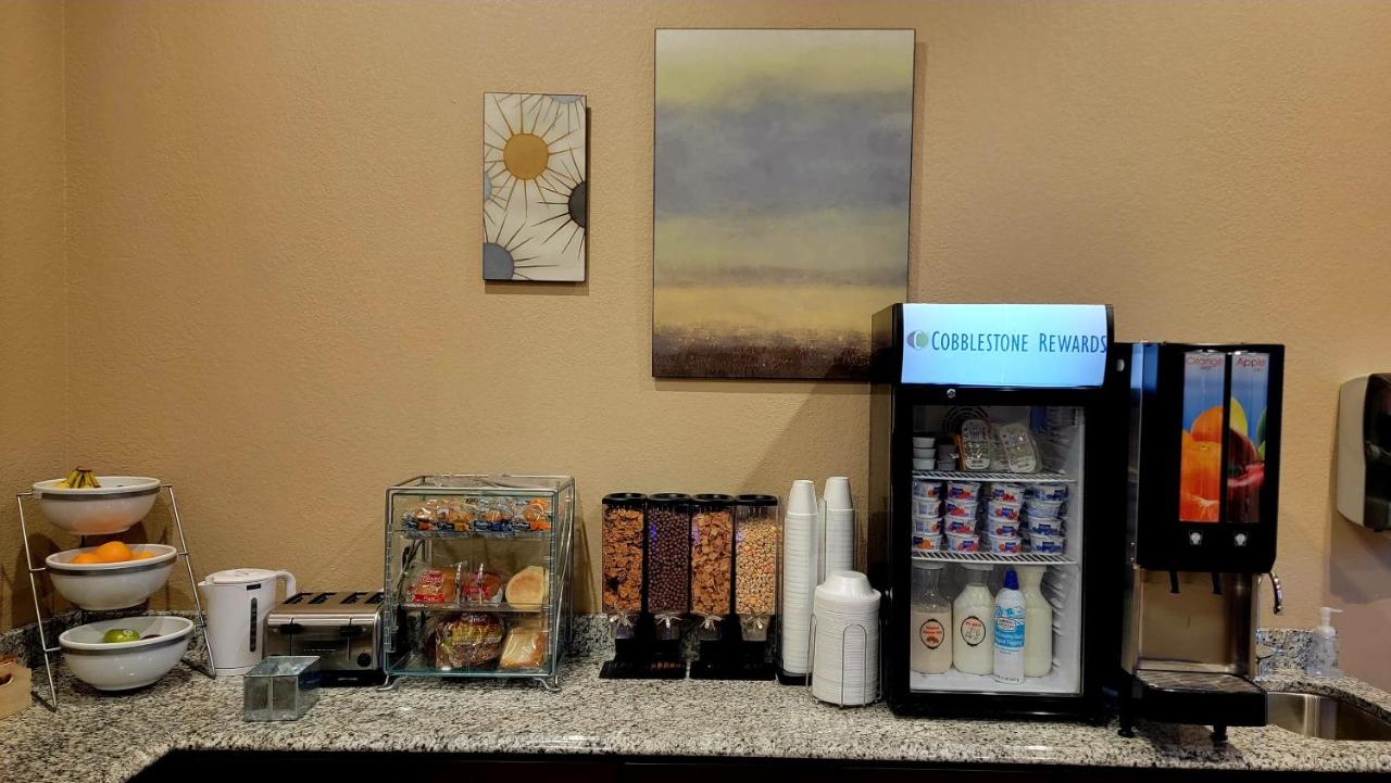 | Cobblestone Inn & Suites - Maryville