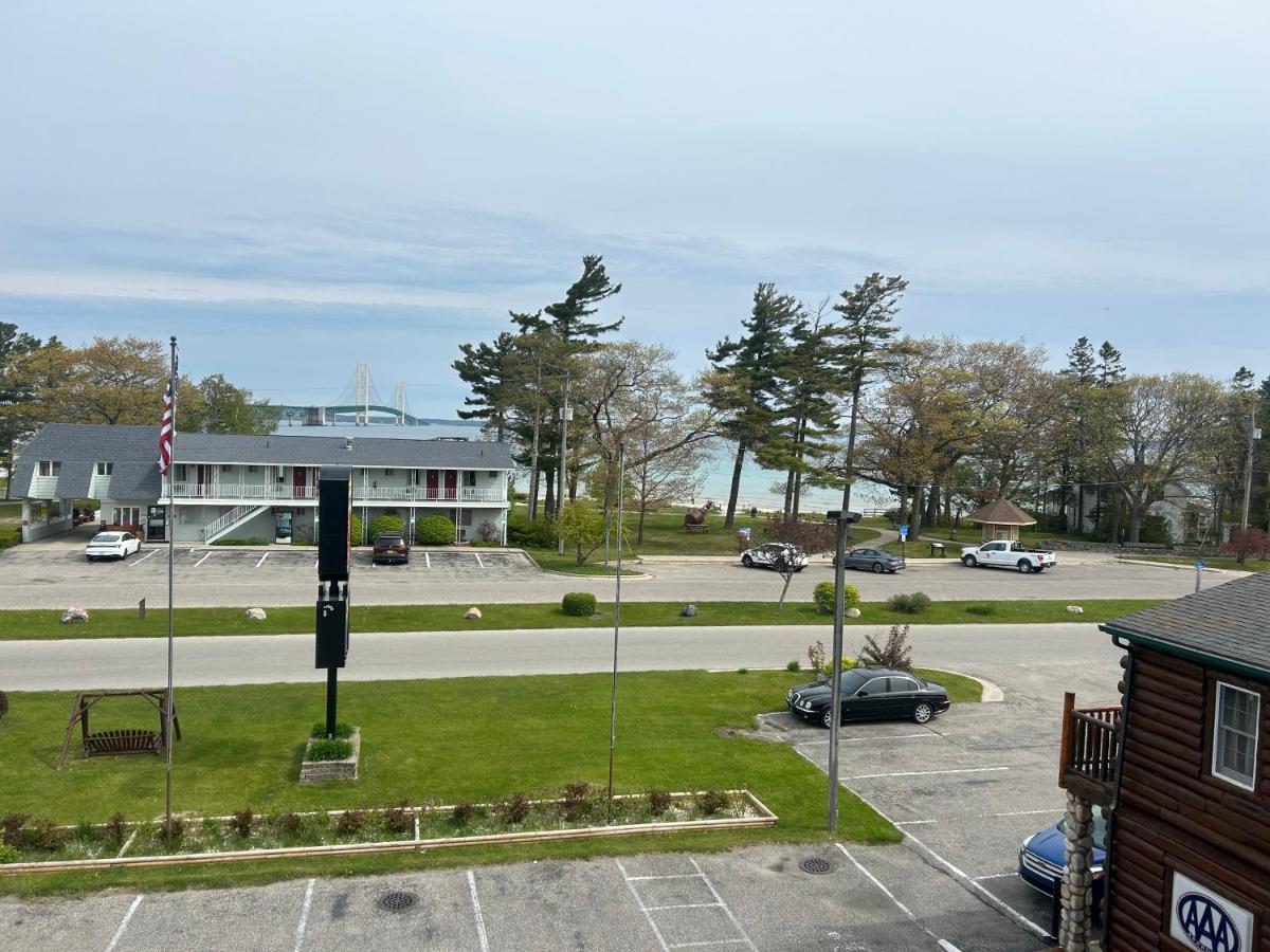 Queen Room with Two Queen Beds and Bridge View at Super 8 by Wyndham Bridgeview of Mackinaw City