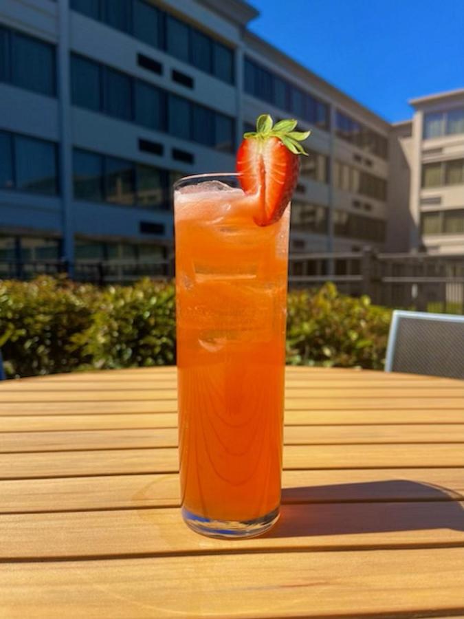 | Holiday Inn Greensboro Airport