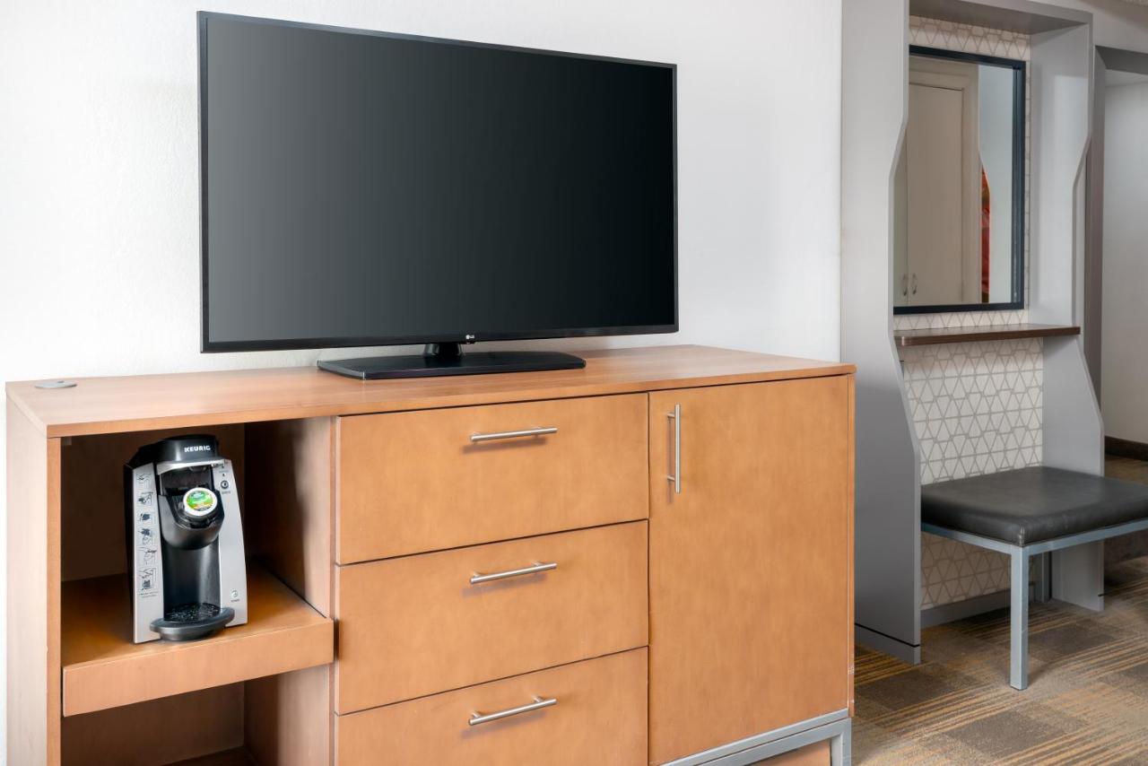  | Holiday Inn Hotel Miami-Doral Area, an IHG Hotel