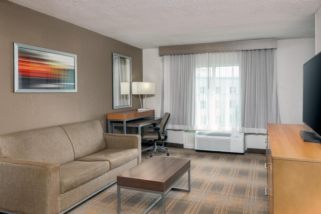 | Holiday Inn Hotel Miami-Doral Area, an IHG Hotel