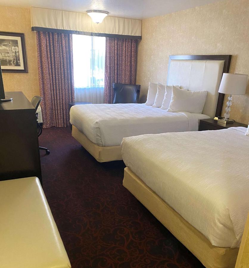 | Best Western Coral Hills