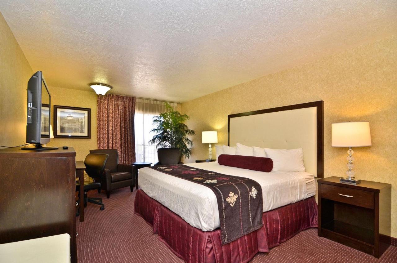 | Best Western Coral Hills