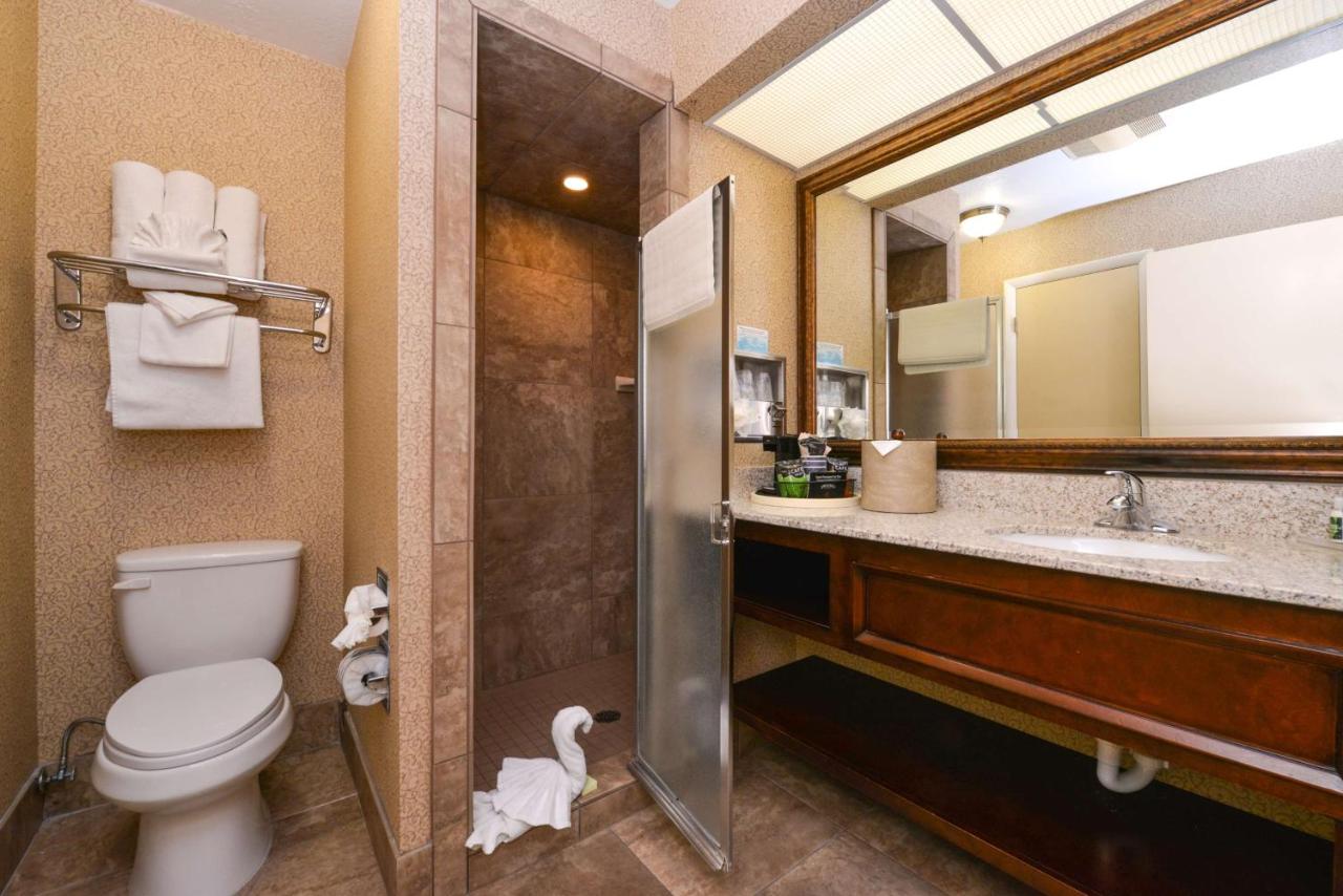 | Best Western Coral Hills