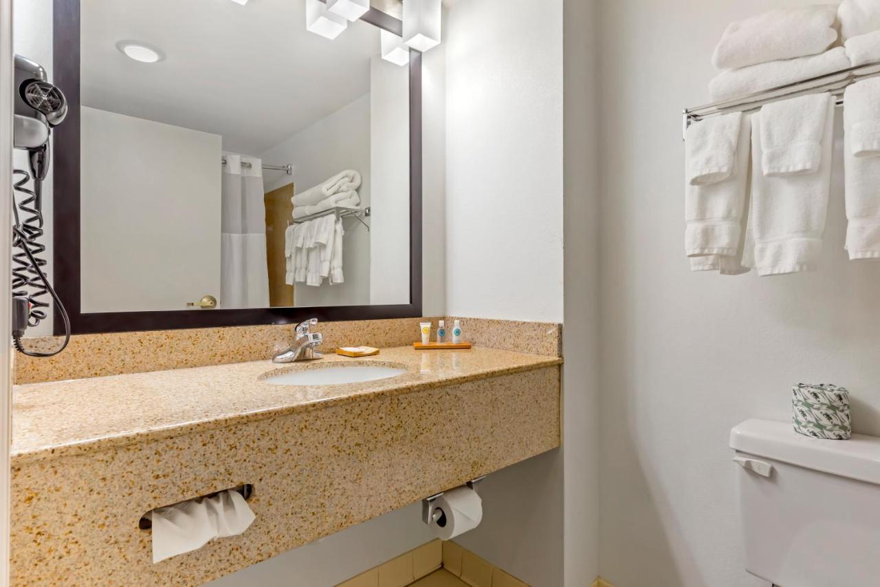 One-Bedroom Suite with Two Queen Beds - Non-Smoking at Country Inn & Suites by Radisson, Newport News South, VA