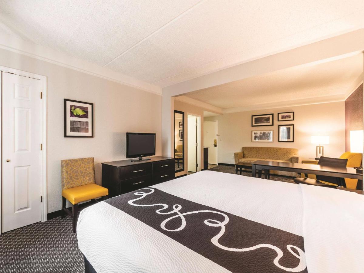 King Studio Suite - Non-Smoking at La Quinta Inn & Suites by Wyndham San Antonio Downtown