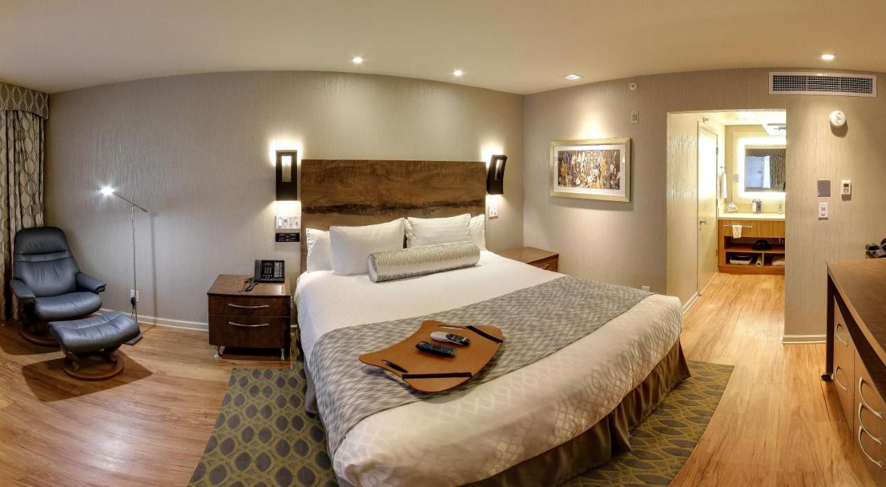 King Room at Hotel Strata