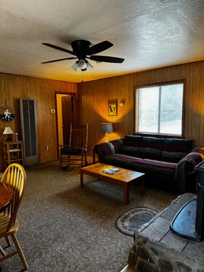 | Bear Paw Lodge