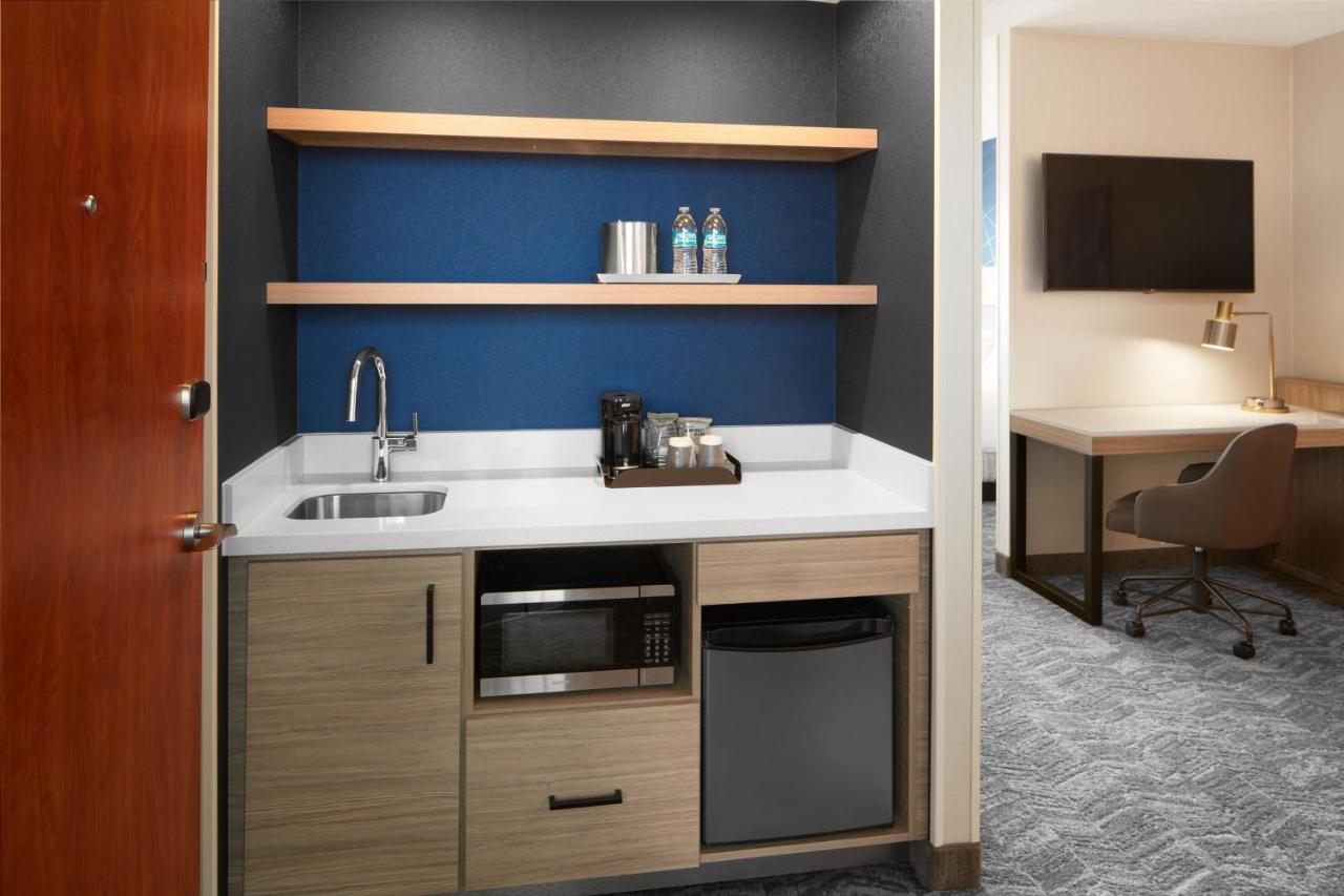  | SpringHill Suites by Marriott Virginia Beach Oceanfront