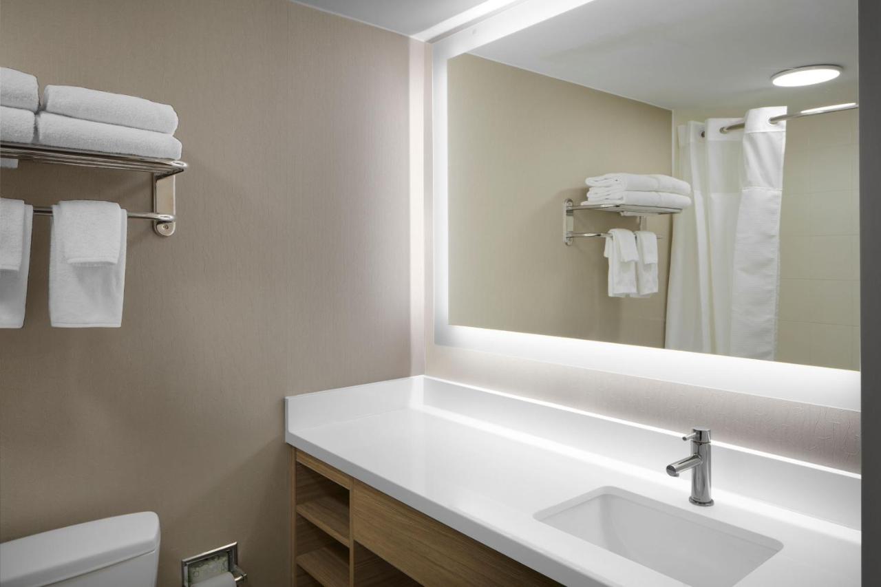  | SpringHill Suites by Marriott Virginia Beach Oceanfront
