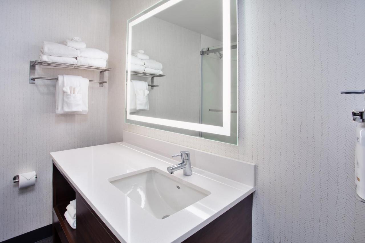 Leisure King Room - Non-Smoking at Holiday Inn Canton (Belden Village), an IHG Hotel