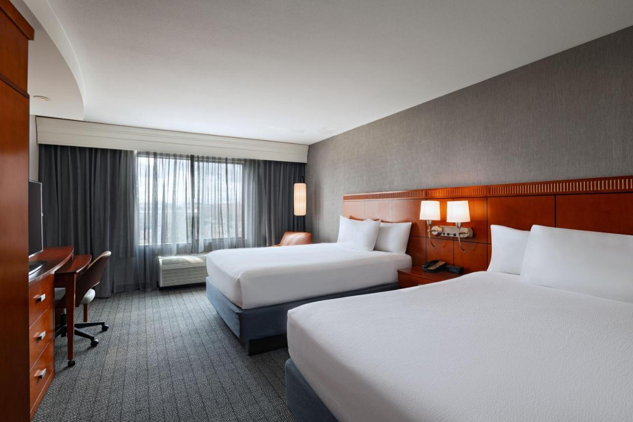 Queen Room with Two Queen Beds at Courtyard by Marriott Boise West Meridian