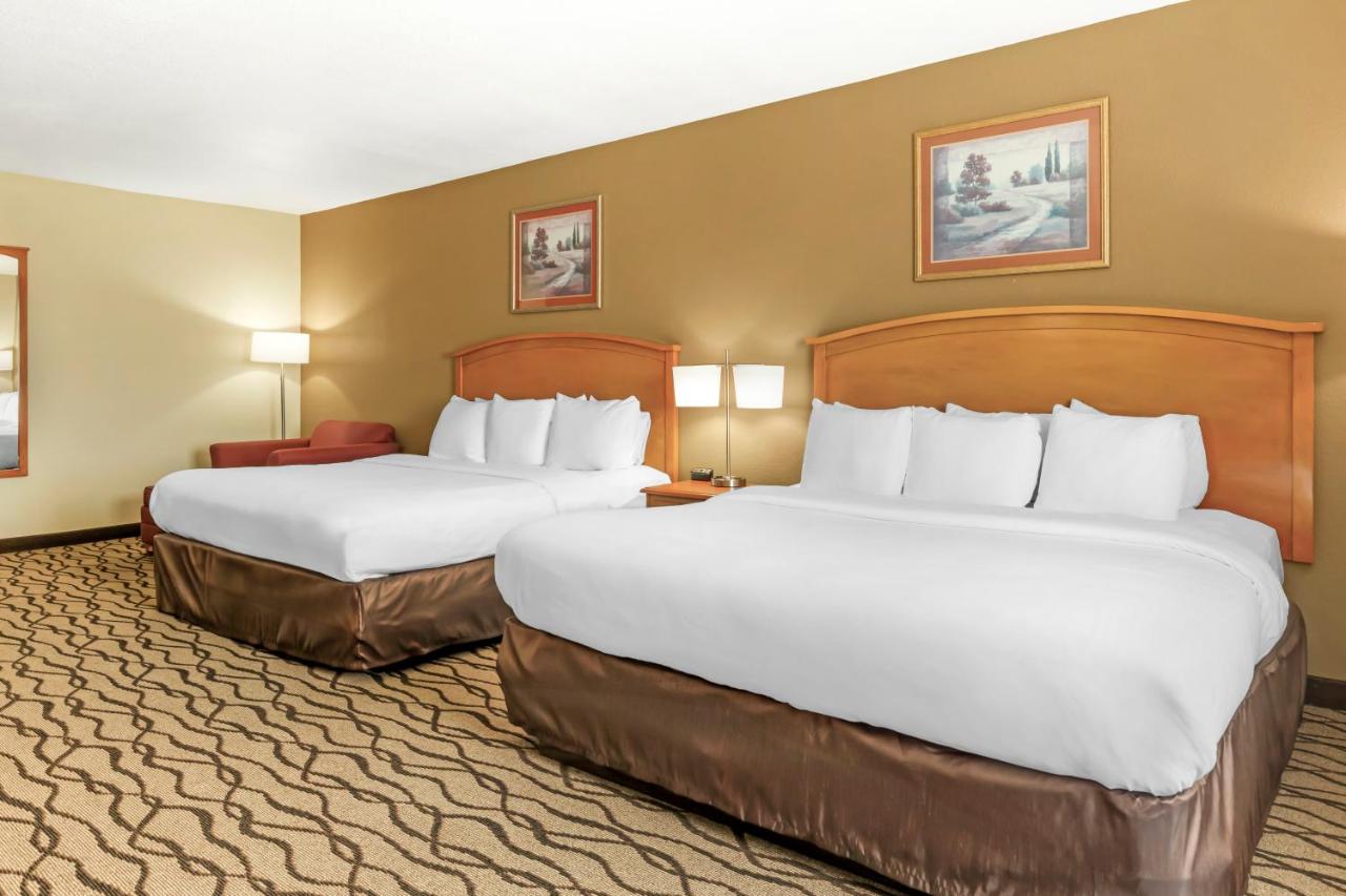 Queen Room with Two Queen Beds - Accessible/Non-Smoking at Comfort Inn & Suites Chesapeake - Portsmouth