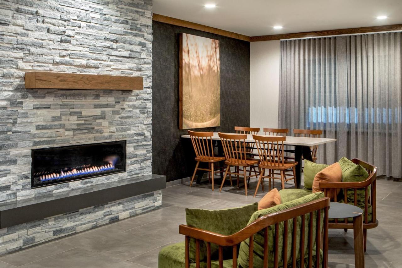 | Fairfield Inn & Suites by Marriott Saratoga Malta