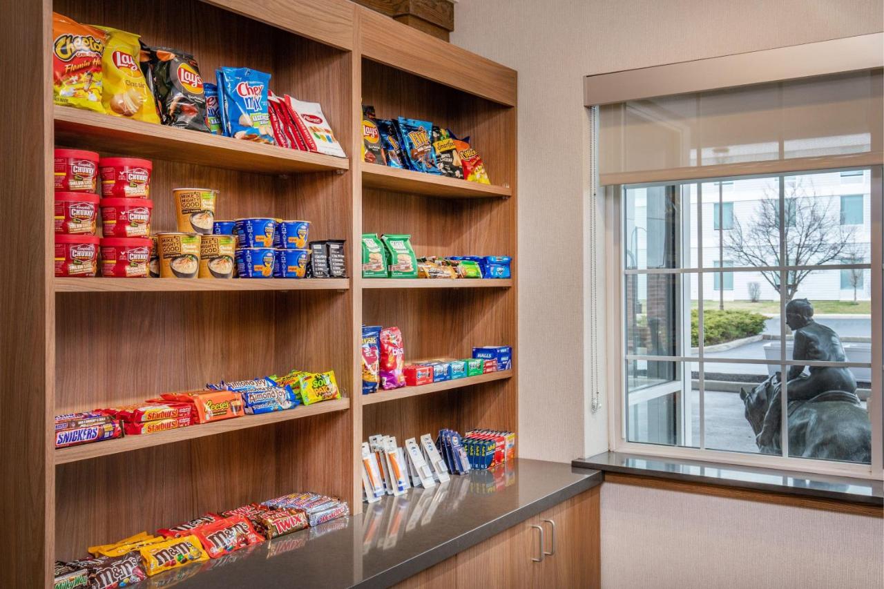| Fairfield Inn & Suites by Marriott Saratoga Malta