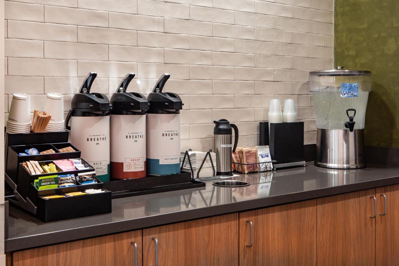 | Fairfield Inn & Suites by Marriott Saratoga Malta