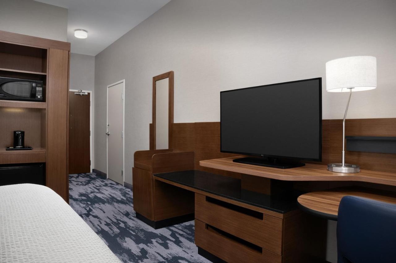 King Room at Fairfield Inn & Suites Sioux Falls Airport