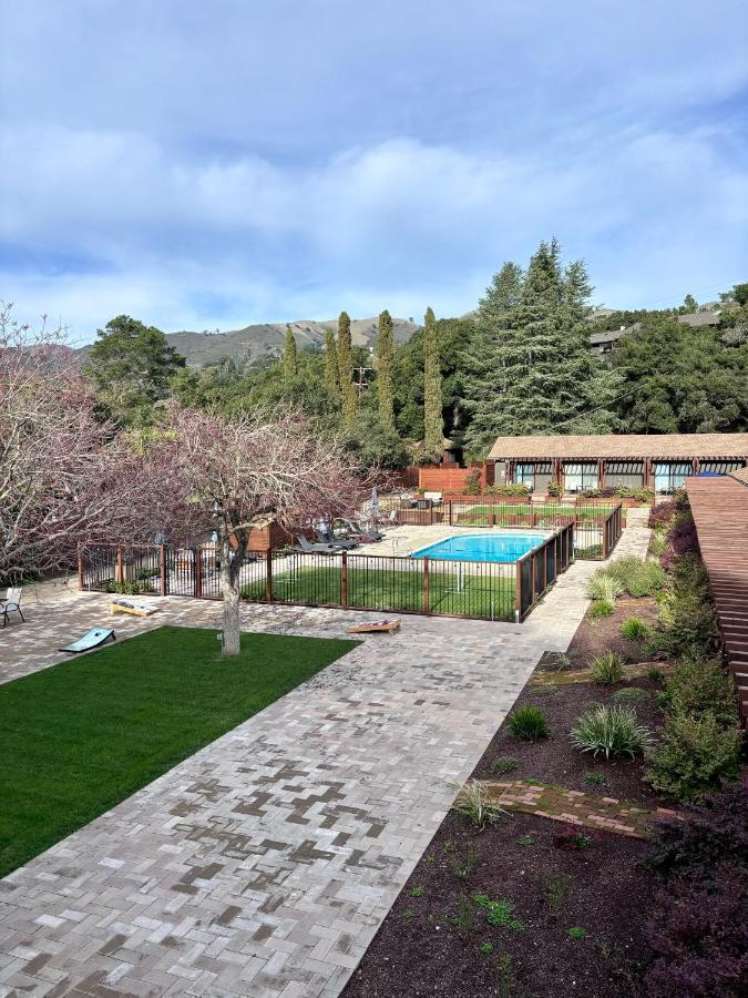 | Hidden Valley Inn