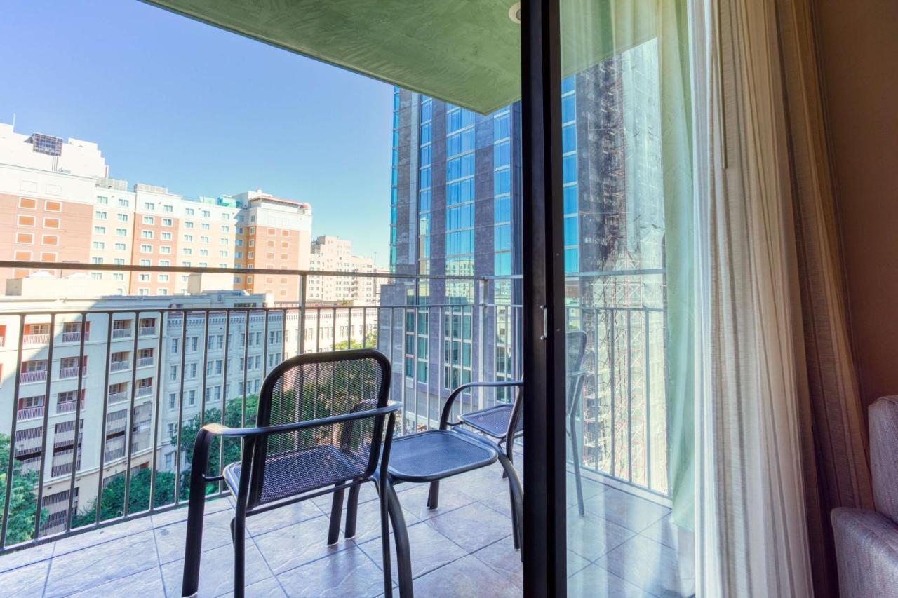 King Suite with Spa Bath with Terrace at Drury Plaza Hotel San Antonio Riverwalk