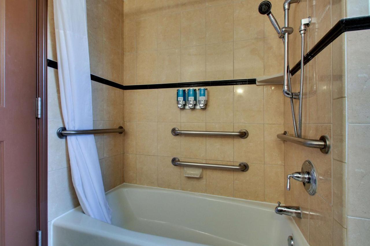 King Suite with Sofa Bed - Accessible, Tub at Drury Plaza Hotel San Antonio Riverwalk