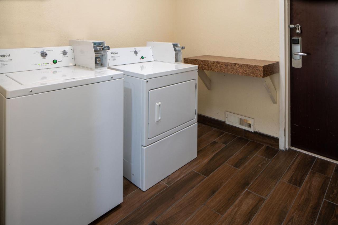 | Fairfield Inn and Suites Gulfport / Biloxi