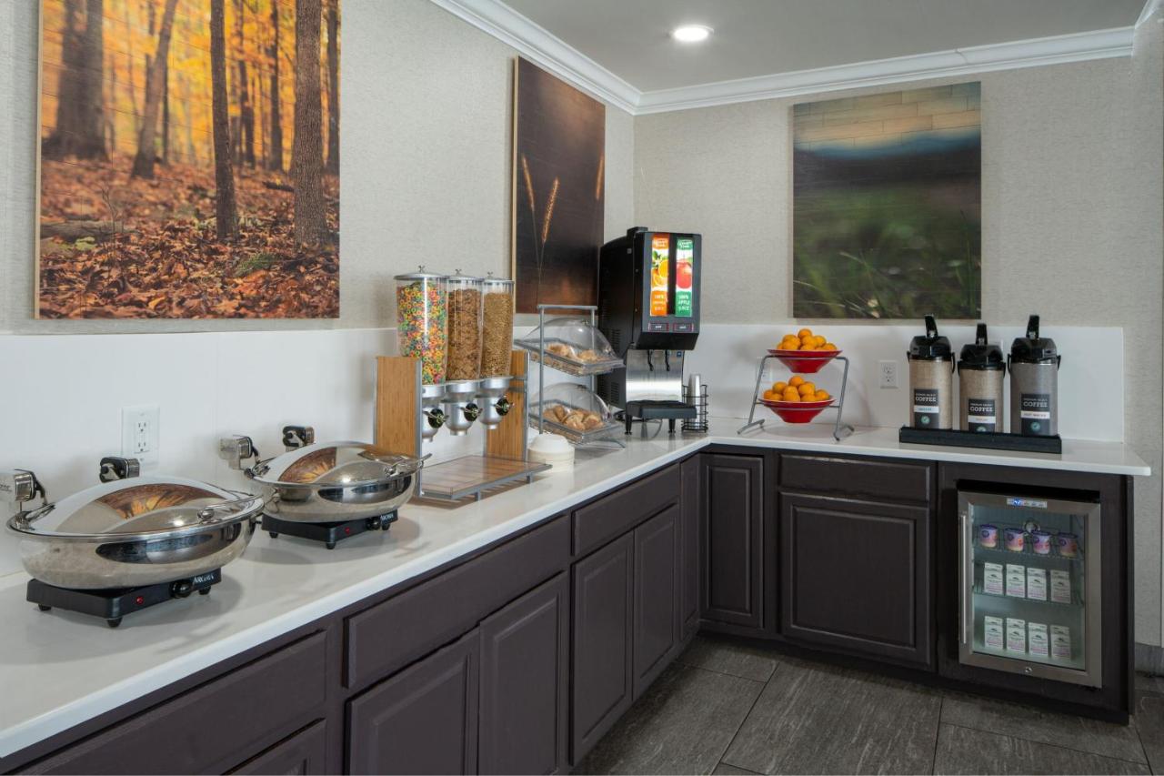 | Fairfield Inn and Suites Gulfport / Biloxi