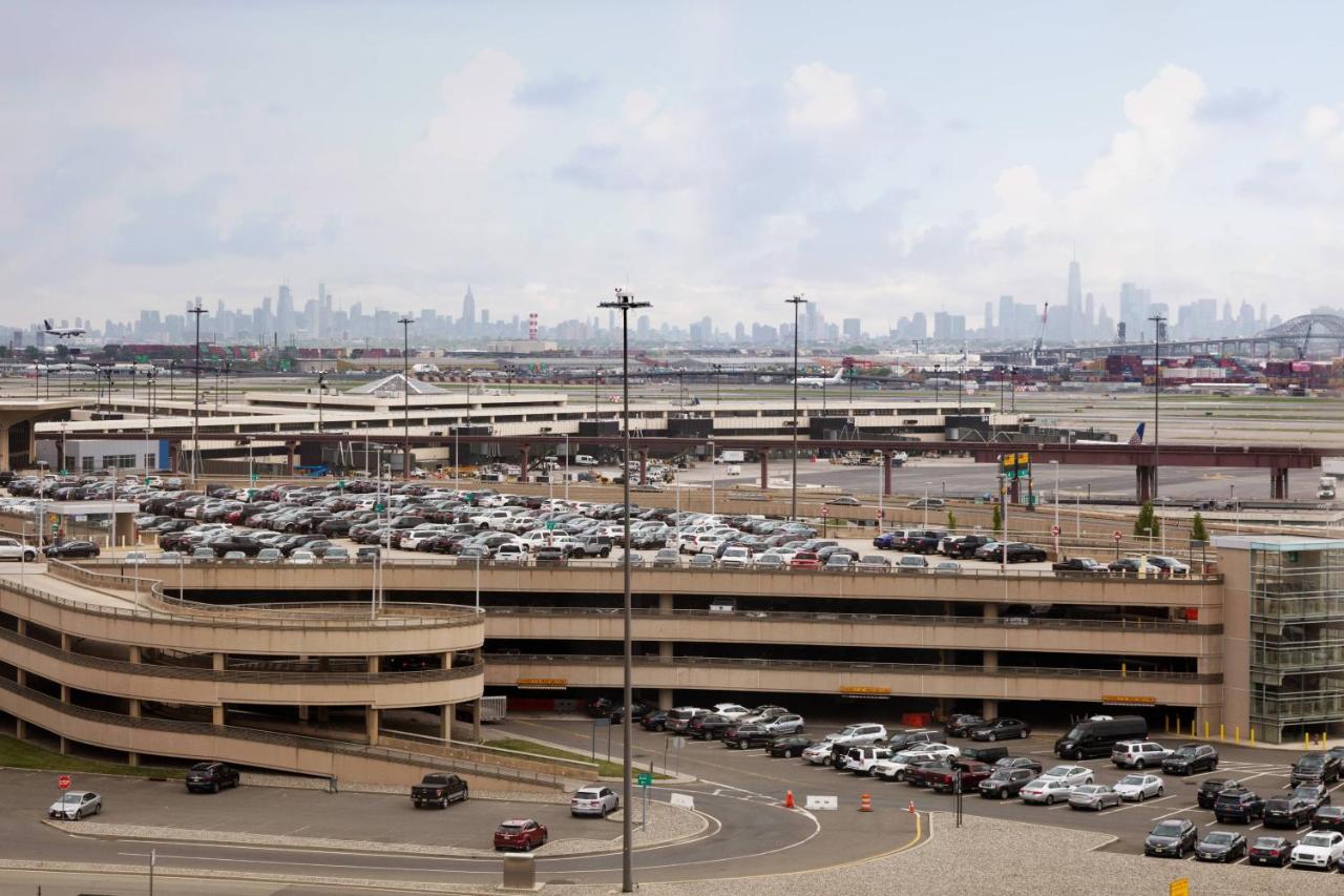 Double Room with Two Double Beds with View at Newark Liberty International Airport Marriott