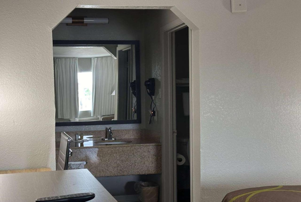 King Room - Non-Smoking at Super 8 by Wyndham Monroe