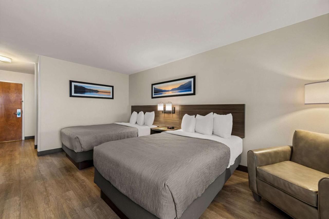 | Quality Inn & Suites Matthews