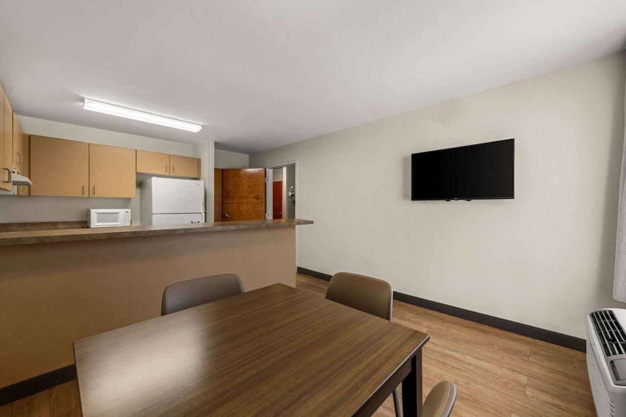 | Quality Inn & Suites Matthews