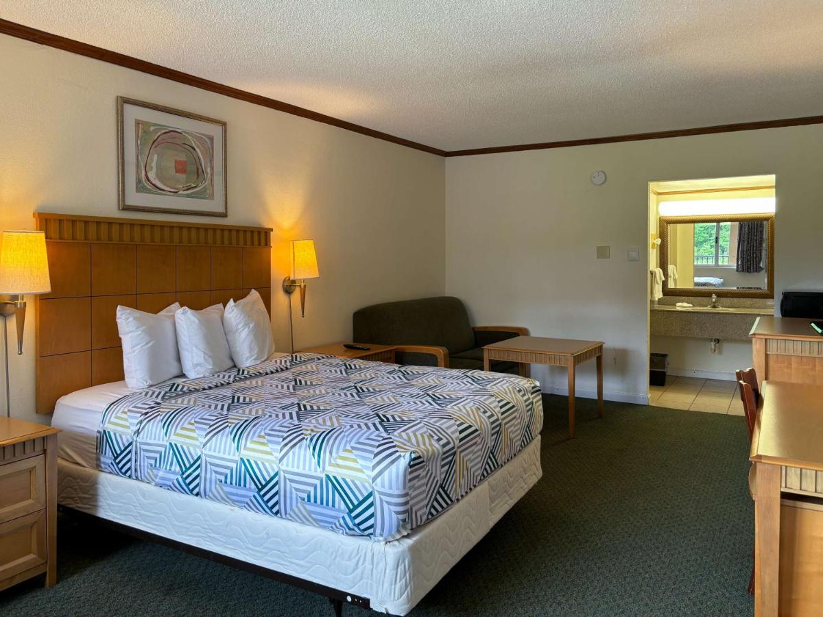 | Americas Best Value Inn-Pocomoke City