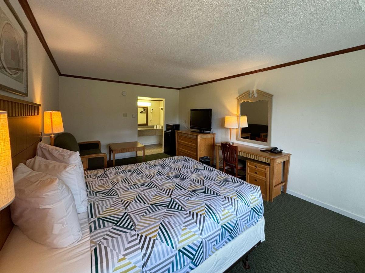 | Americas Best Value Inn-Pocomoke City