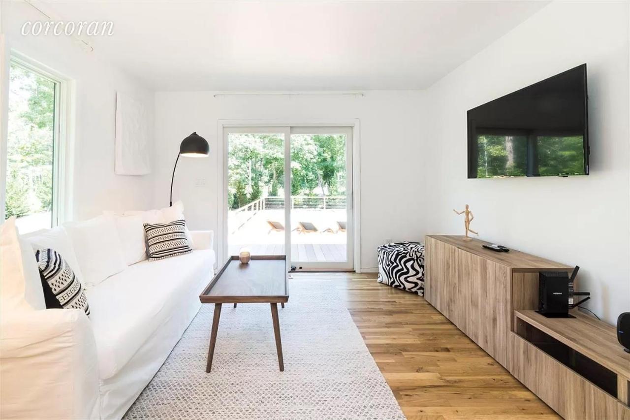 | Villa Direen