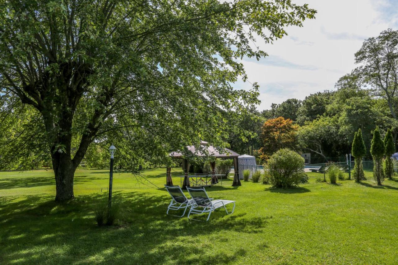 | Hamlet Inn