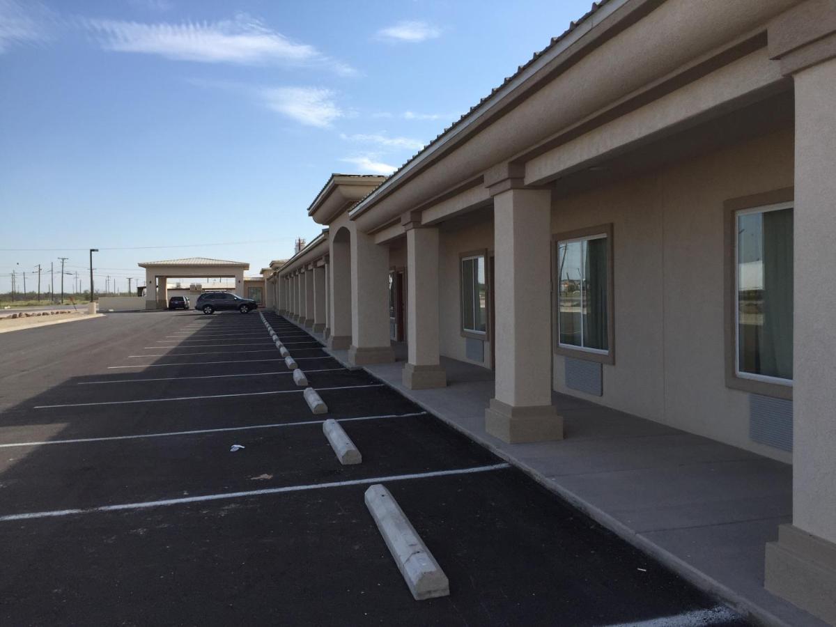 | La Bonita Inn & Suites - Crane
