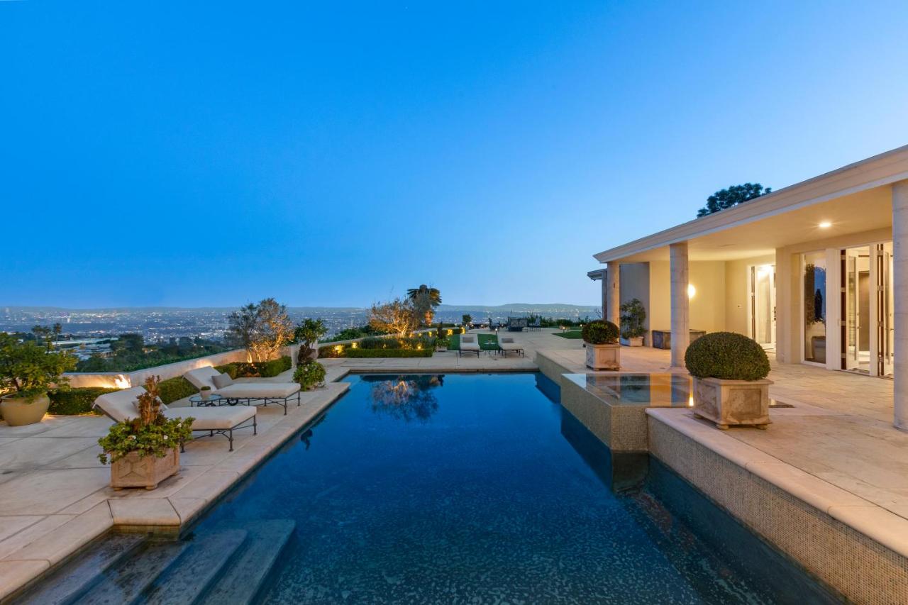 | Trousdale Grand