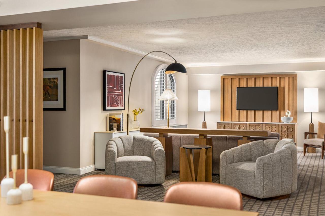 Executive Suite - Non-Smoking at Crowne Plaza Louisville Airport Expo Ctr by IHG