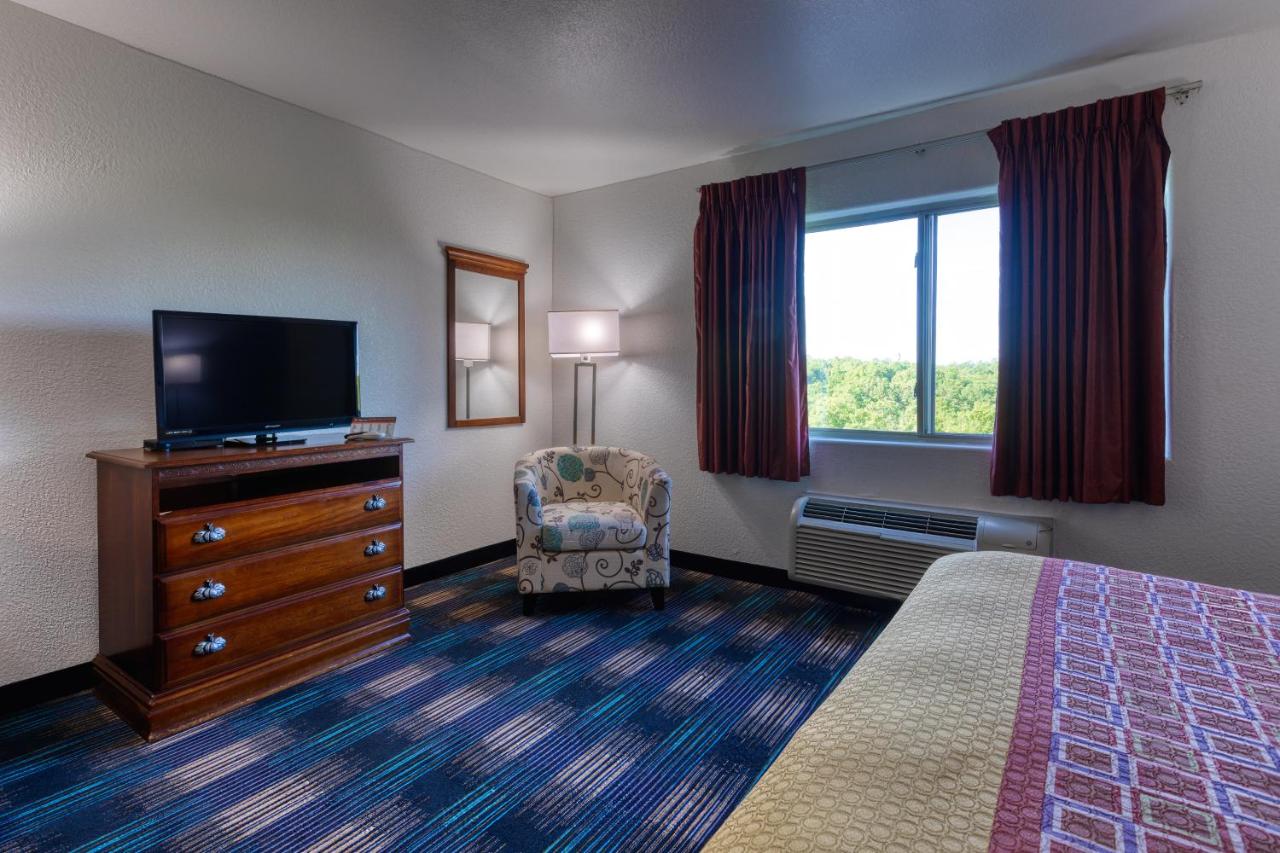 Standard Suite - Non-Smoking at All Towne Suites