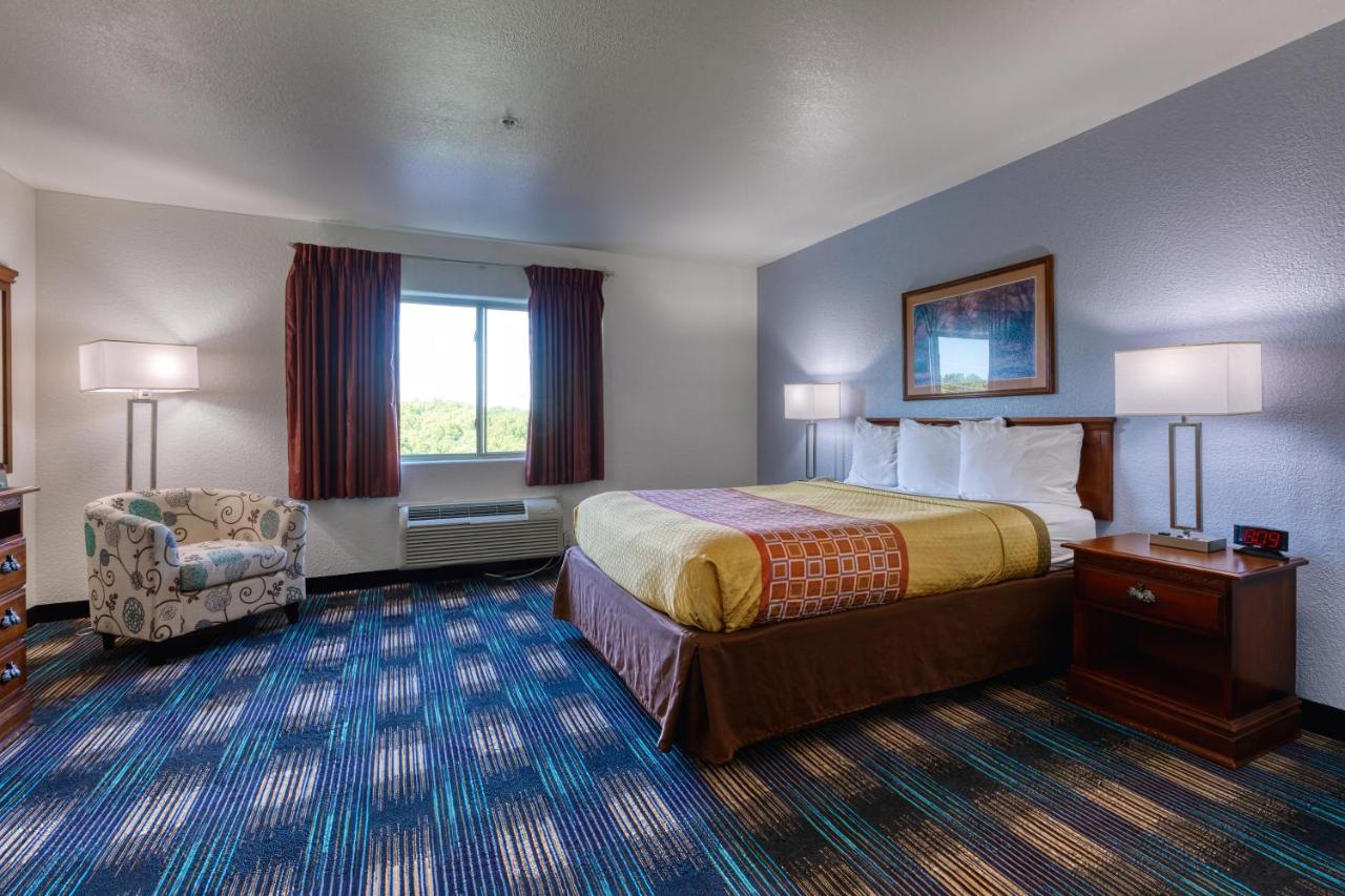Standard Suite - Non-Smoking at All Towne Suites